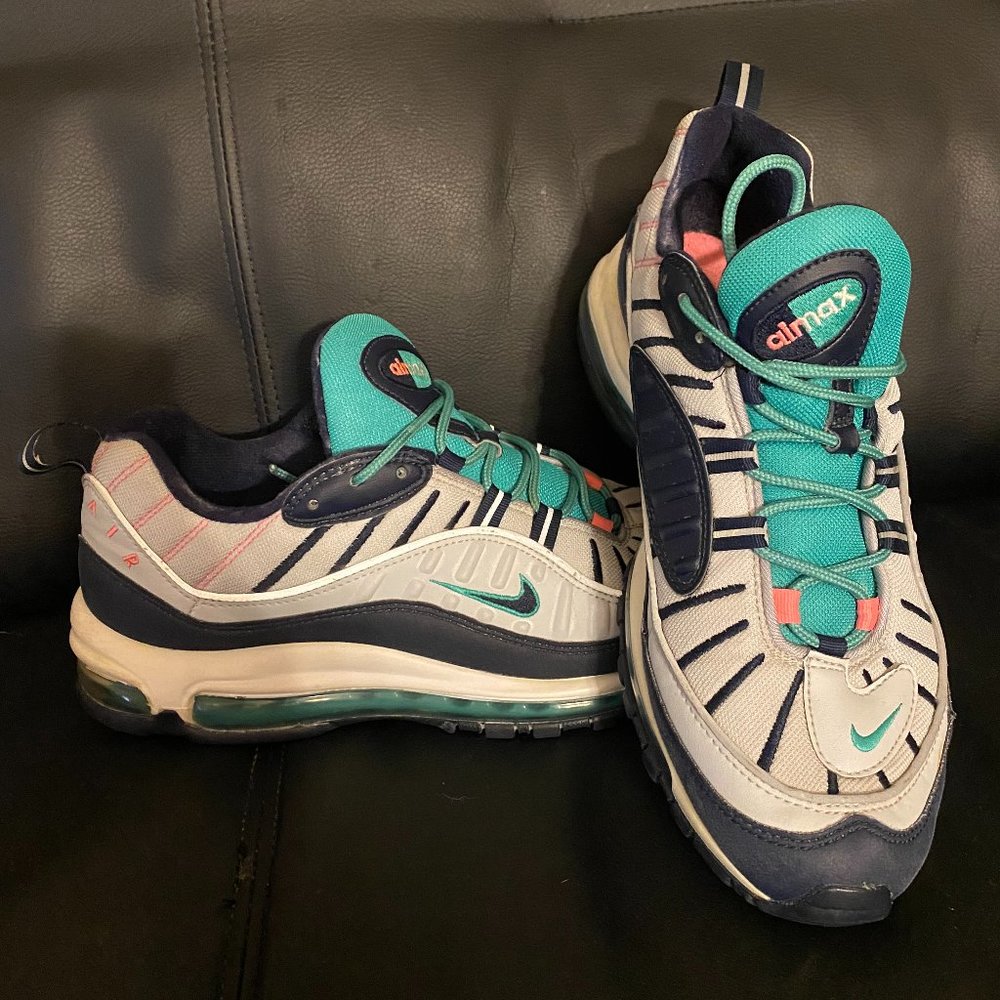 Nike Air Max 98 South Beach Tidal Wave Shoes 640744-005 Mens size 11 CLEAN